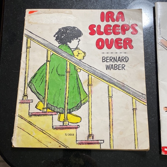 Two books about Ira!  Ira sleeps over, Ira says goodbye by Bernard Waber - Picture 2 of 6